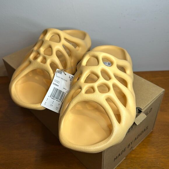 Adidas Yeezy 450 Slide Cream Orange Beige - Picture 1 of 1